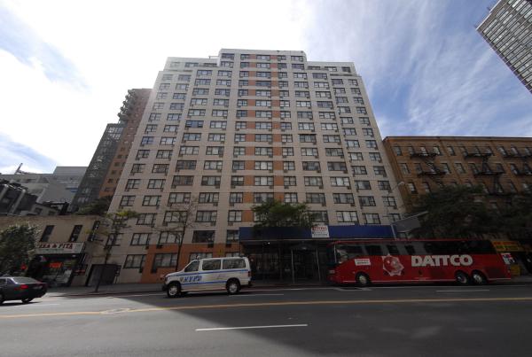 Fotografía del edificio - 332 E 34th St