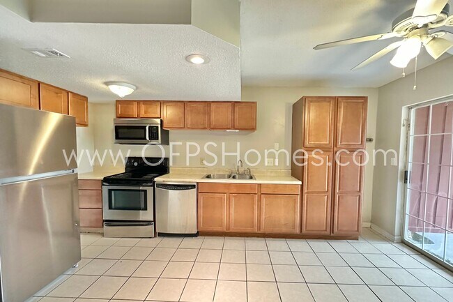 Foto del edificio - 145 4th Ave