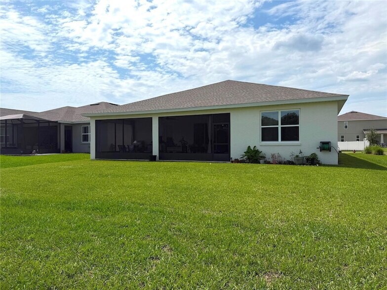 Building Photo - 7740 SW 64th St Rd