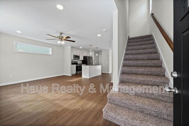 Foto del edificio - 839 Cumberland Dr