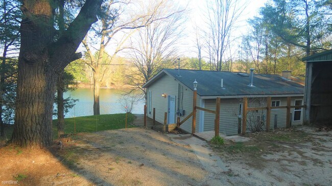 Foto del edificio - 2 br, 2 bath House - 10830 Simpson W