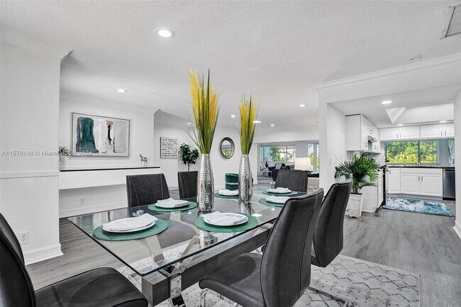 Foto del edificio - 4661 SW 128th Ave