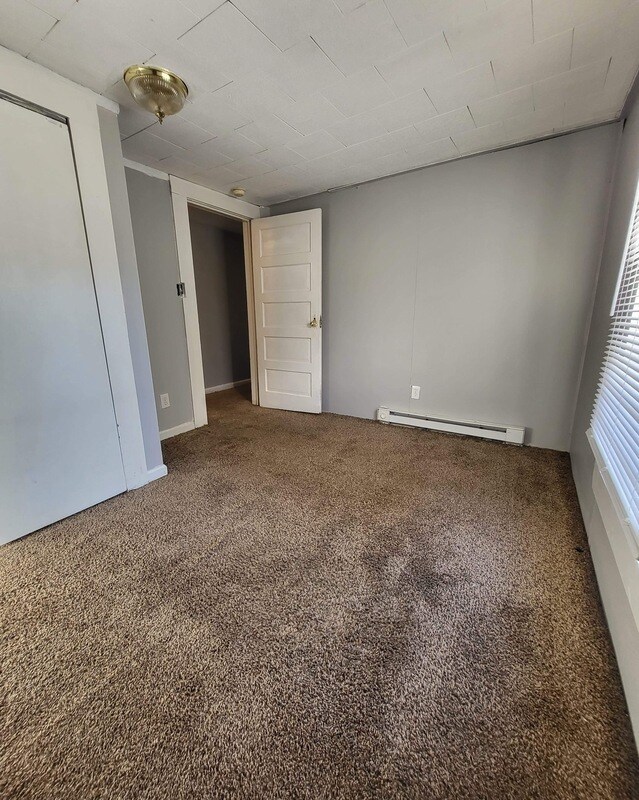 Building Photo - 532 E Iredell Ave