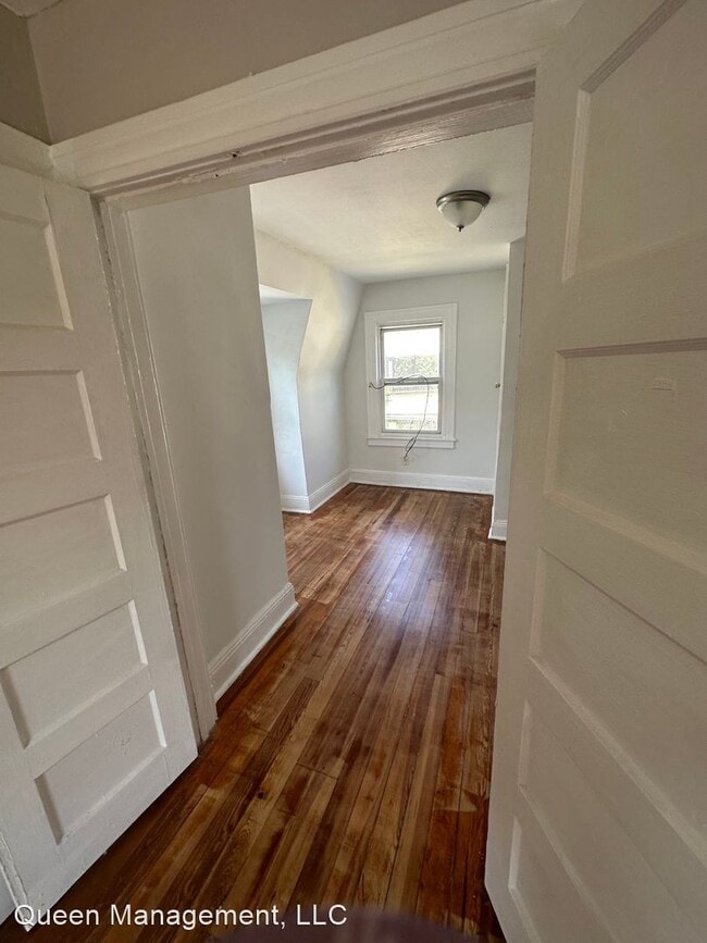 Building Photo - 6 br, 2 bath House - 87 Oak Grove Avenue