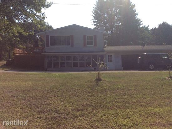 Primary Photo - 2800 Gilletts Lake Rd