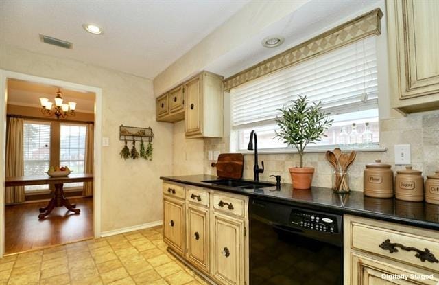 Building Photo - 1909 Johnson Dr