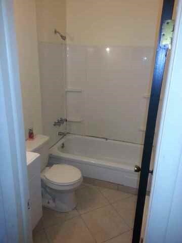 Baño - 110 Griffiths St