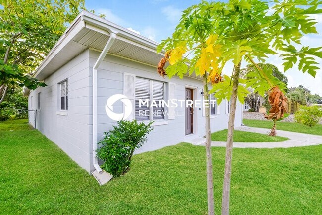 Foto del edificio - 4 Bedroom Pet-Friendly Home in ORLANDO, FL with Main Street Renewal