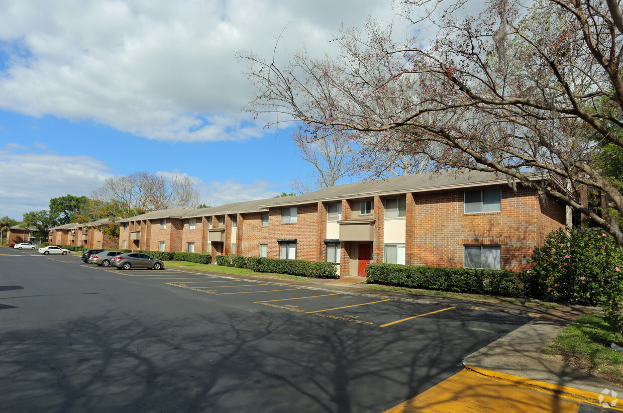 Building Photo - Park Place Condominiums