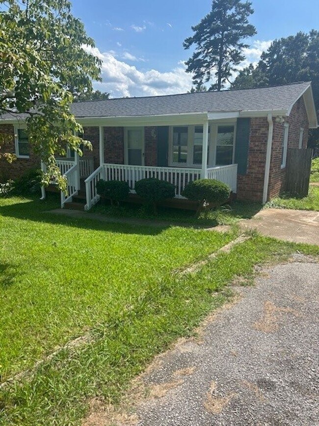 Foto del edificio - CAMP CROFT AREA OF SPARTANBURG