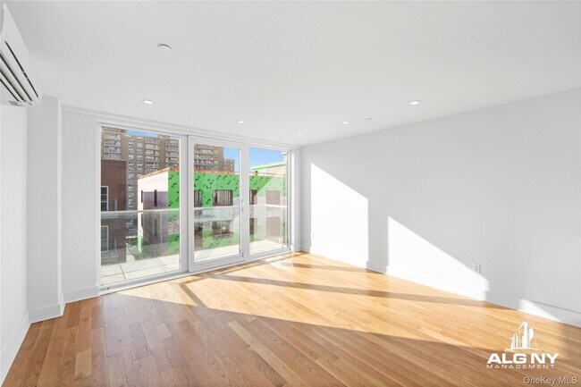 Foto del edificio - 1-83 Beach 101st St