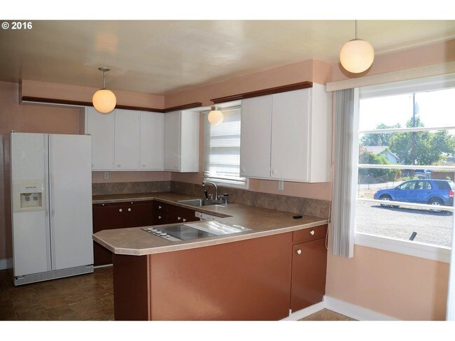 Foto del edificio - 901 W 9th St