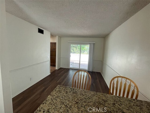 Building Photo - 1819 Sage Dr