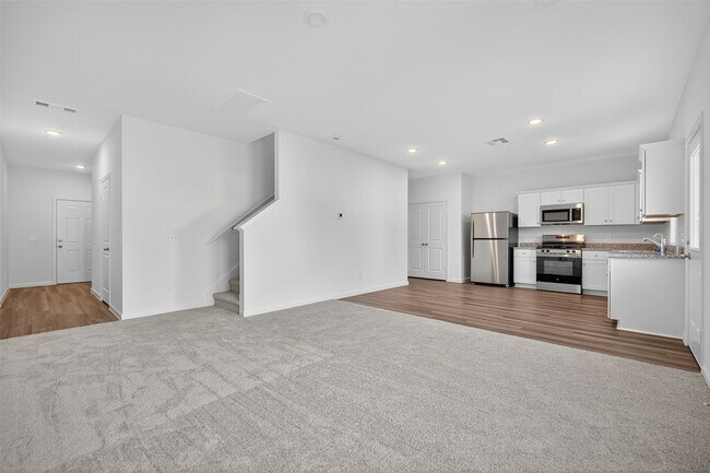 Foto del edificio - 18752 Lucas Michael Wy