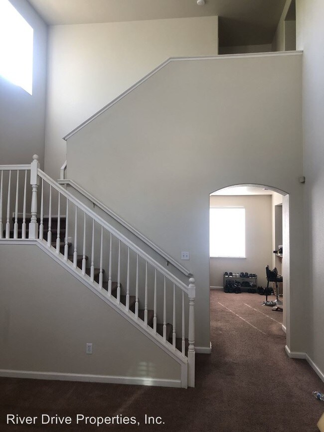 Building Photo - 4 br, 2.5 bath House - 497 Azalea Ct