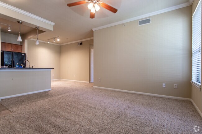 2 BR, 1 BA - 940 SF - GlenEagles - The Lakes at Cypresswood