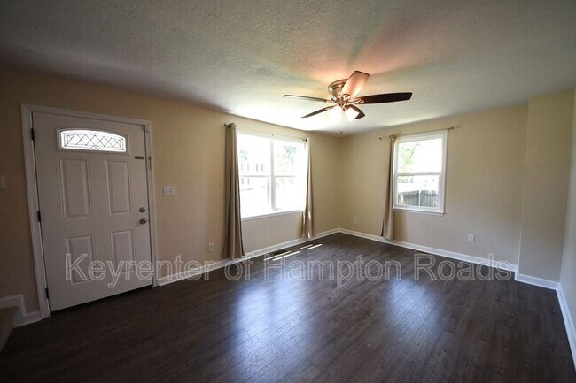 Foto del edificio - 3742 Atterbury St