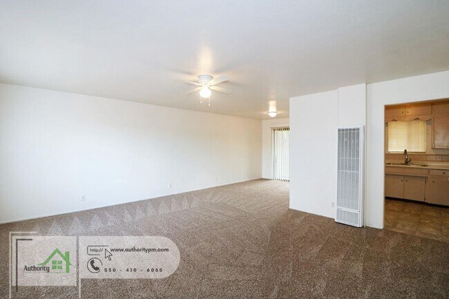 Foto del edificio - 2678 Sycamore Ln