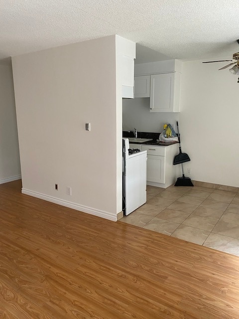 Living Room / dining area - 1843 9th St
