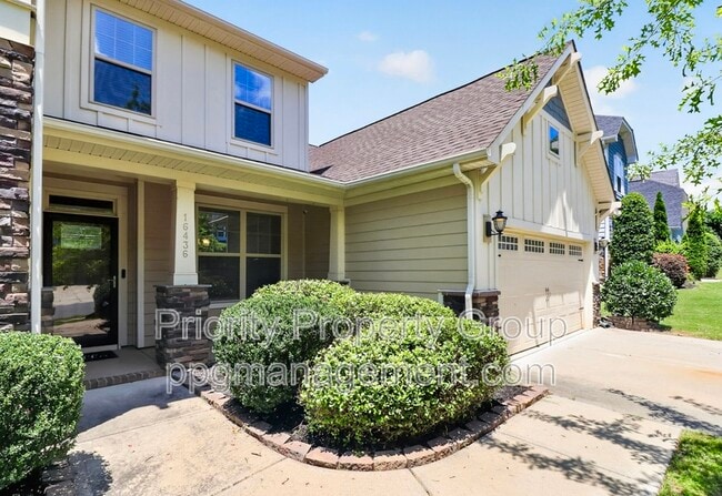 Foto del edificio - 16436 Palisades Cmns Dr