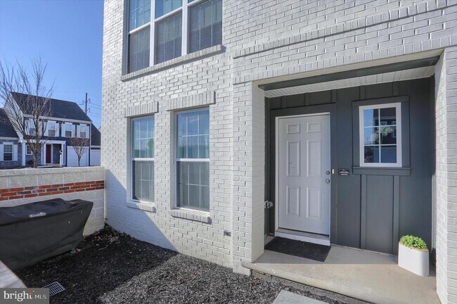 Building Photo - 3122 Bullfinch Ln