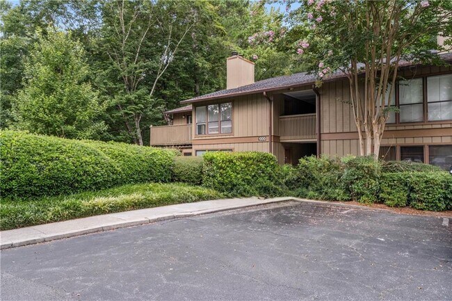 Building Photo - 1004 Dunbar Dr
