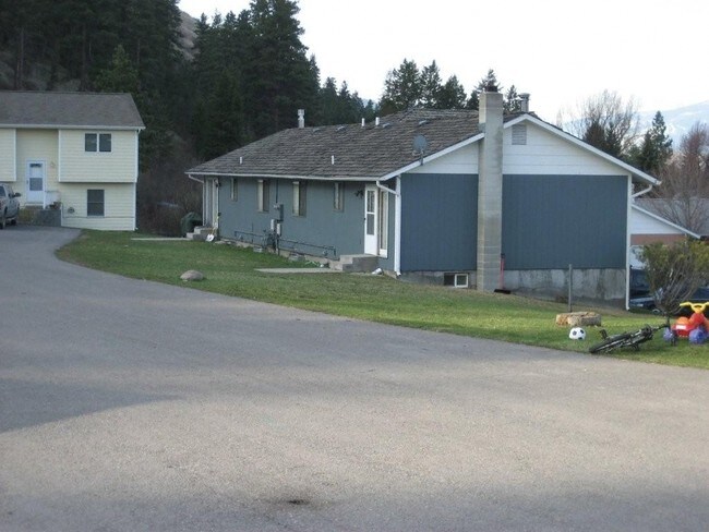 Building Photo - 2130 Gilbert Ave