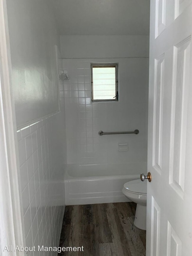 Foto del edificio - 2 br, 1.5 bath House - 2440 S. Elm