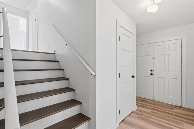 Foto del edificio - 3400 Elm Creek Dr