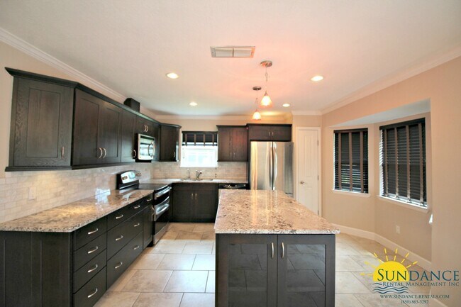 Foto del edificio - Beautiful 3 Bedroom Home in Mary Esther!