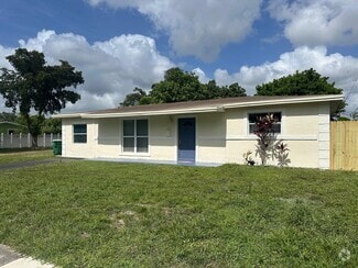 Building Photo - 2301 NW 43 Terrace