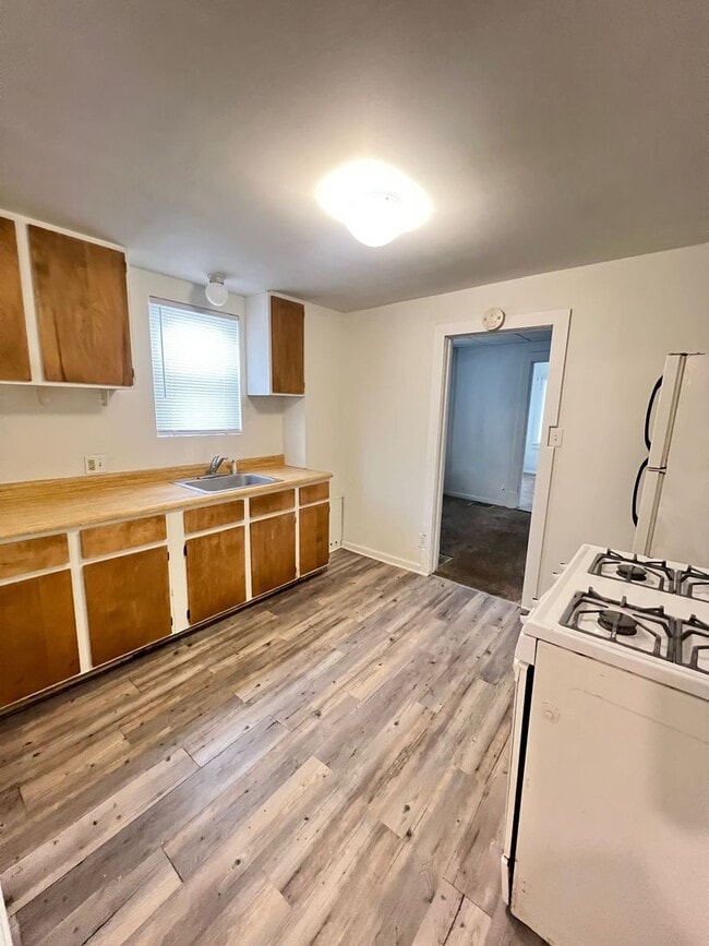 Photo - 68 N 7th Ave Apartment