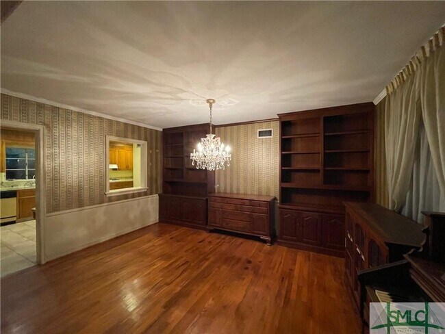 Foto del edificio - 5525 W Waters Dr