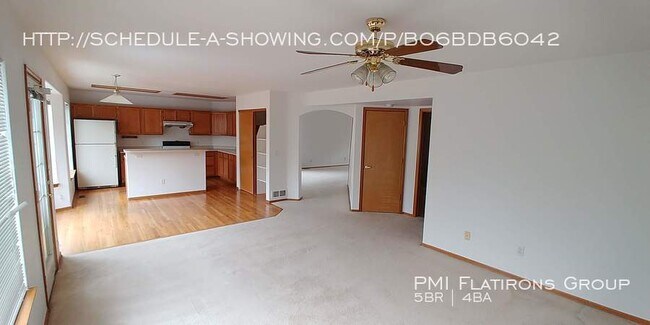 Foto del edificio - 5873 S Orchard Creek Cir