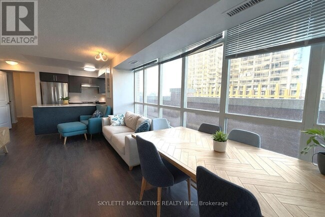 Photo du bâtiment - 125 Western Battery Rd