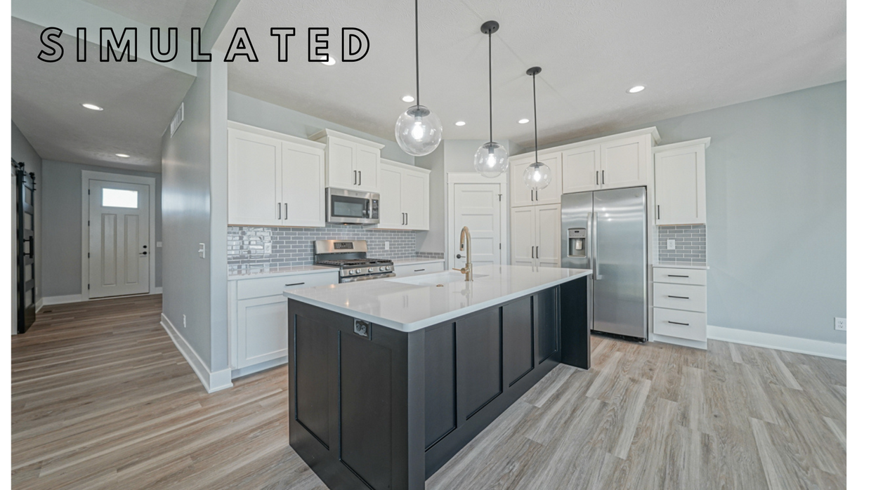 Foto principal - 5 Bedroom/3Bath Single Family Home