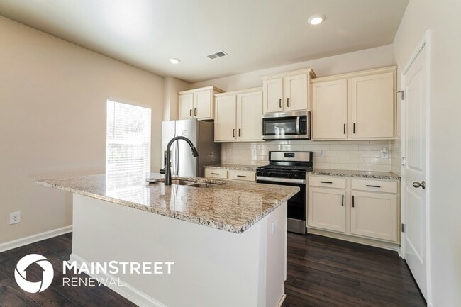 Building Photo - 1448 Archers Cv Wy