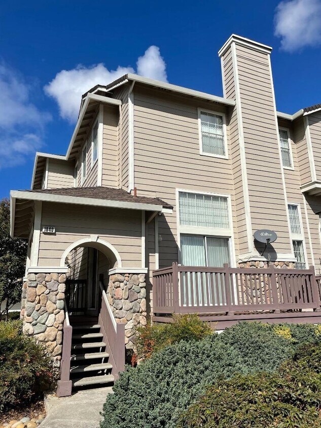 Foto principal - 1840 Sterling Landing