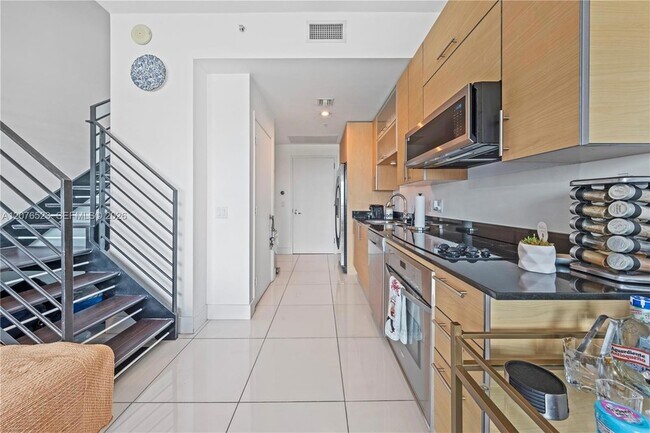 Foto del edificio - 60 SW 13th St