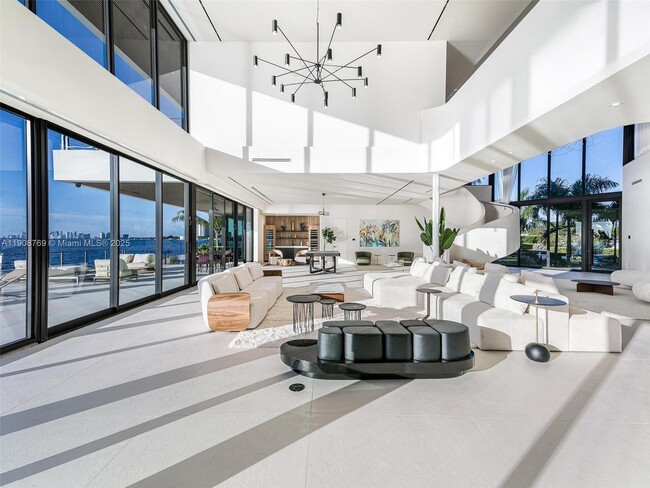 Building Photo - 11400 N Bayshore Dr