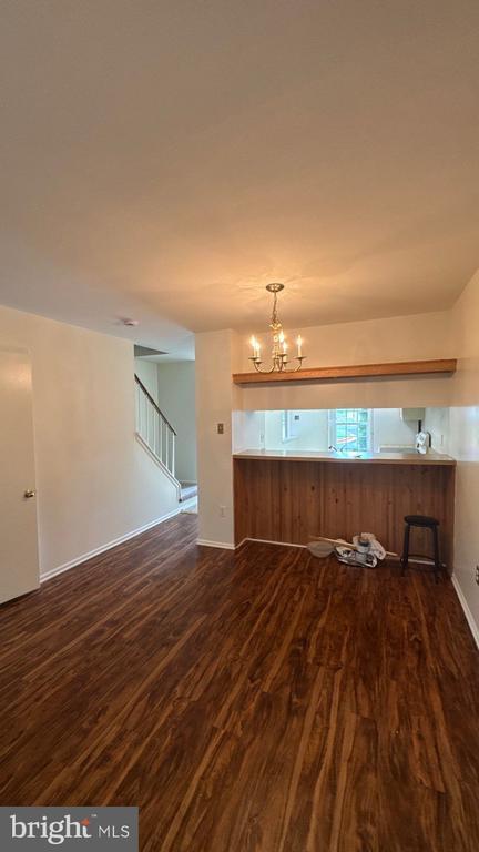 Building Photo - 6762 Ducketts Ln