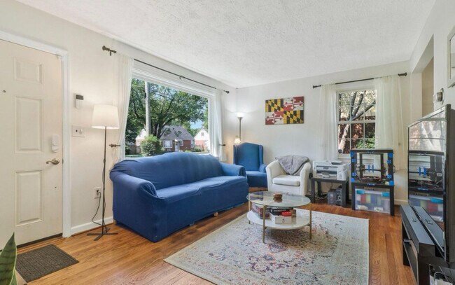 Foto del edificio - 5006 Cheyenne Pl