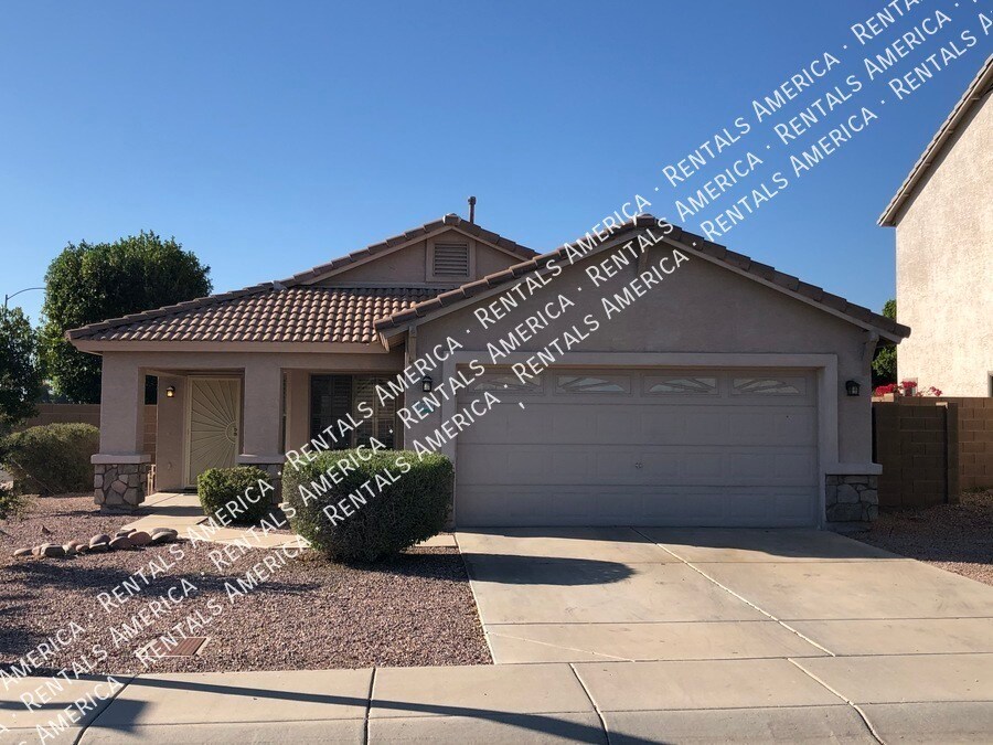 Primary Photo - 3 bed/2 bath Corner Lot in Avondale