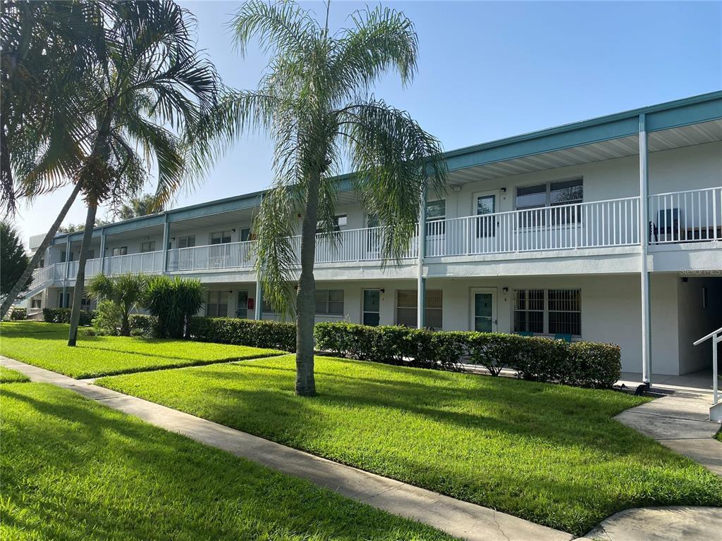 5217 81st St N Unit 6, Saint Petersburg, FL 33709 Condo for Rent in