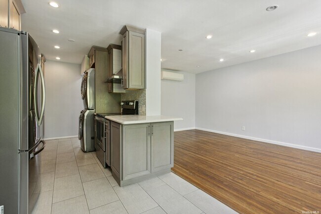 Foto del edificio - 75-76-76 199th St