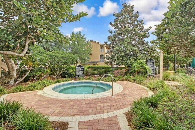 Foto del edificio - 10075 Gate Pkwy N