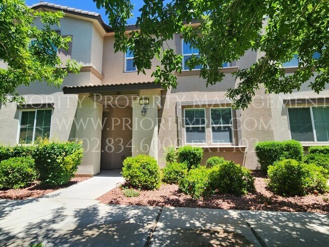 Foto del edificio - BEAUTIFUL 3 Bedroom WESTPARK CONDO IN SUMM...