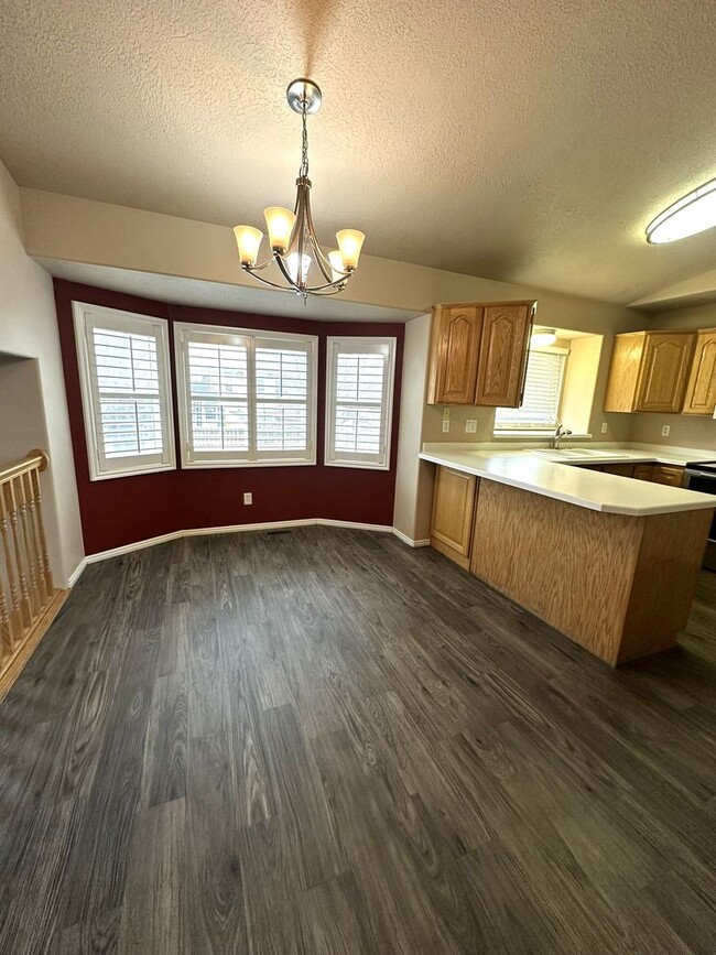Foto del edificio - 4 Bed | 2.5 Bath Home in Clinton – Ready for Move-In!