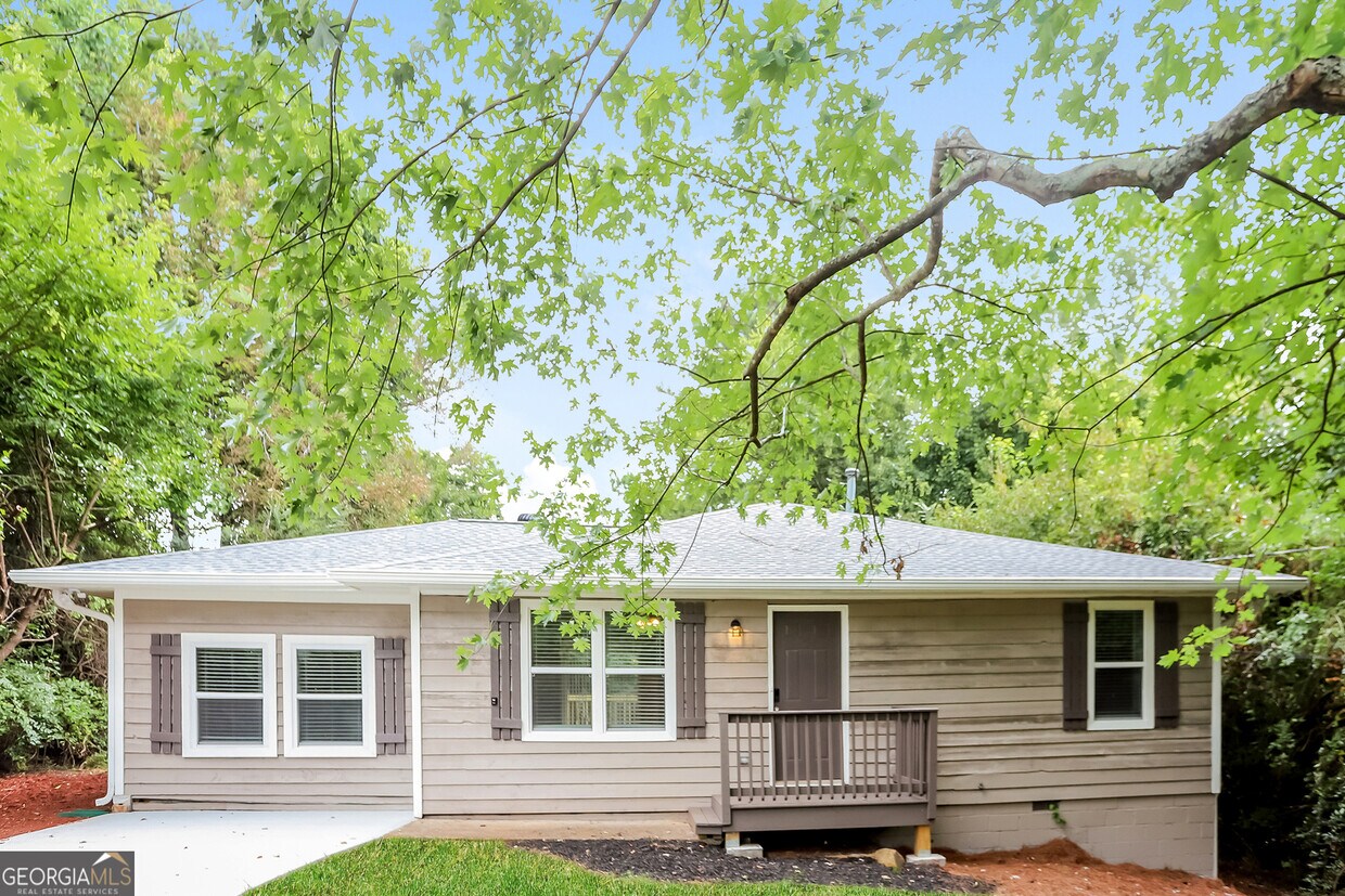 Primary Photo - 108 Burch Rd