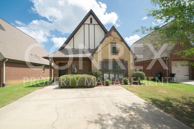 Building Photo - Whoa! Vaulted Ceilings!